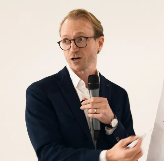 Dr. Johannes Metzler, executive coach